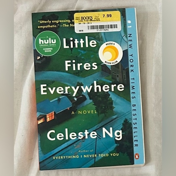 Other - Little Fires Everywhere by Celeste Ng